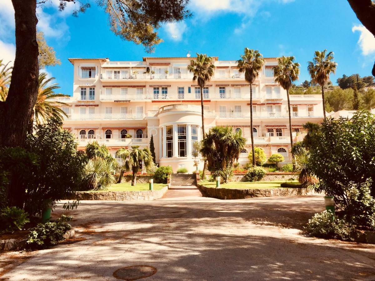Appartement Studio 4 personnes avec piscine, tennis à Hyères Extérieur photo
