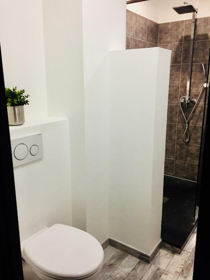 Appartement Studio 4 personnes avec piscine, tennis à Hyères Extérieur photo